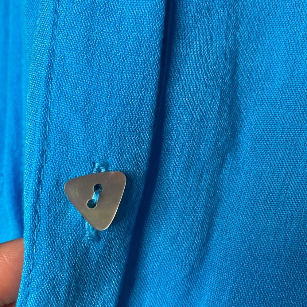 Fridaze 100% Linen Roll Tab Button Up Turquoise S… - image 4